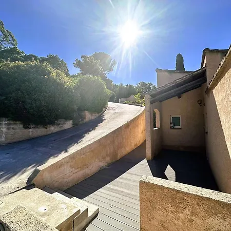 Bouginvillees Climatisee Pour 12 Personnes Avec Piscine Chauffee Et Vue A * La Londe-les-Maures
