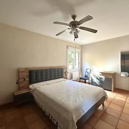 Bouginvillees Climatisee Pour 12 Personnes Avec Piscine Chauffee Et Vue A Villa